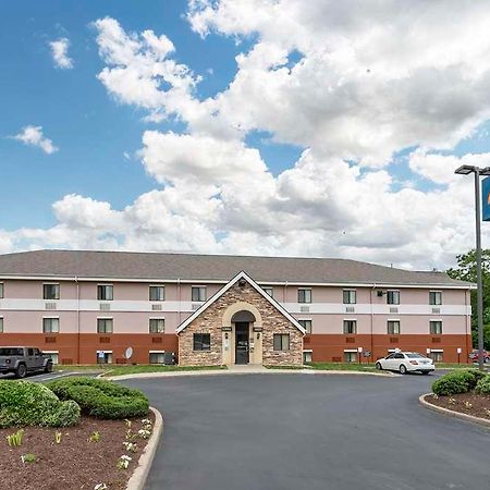 Suburban Studios Louisville East エクステリア 写真