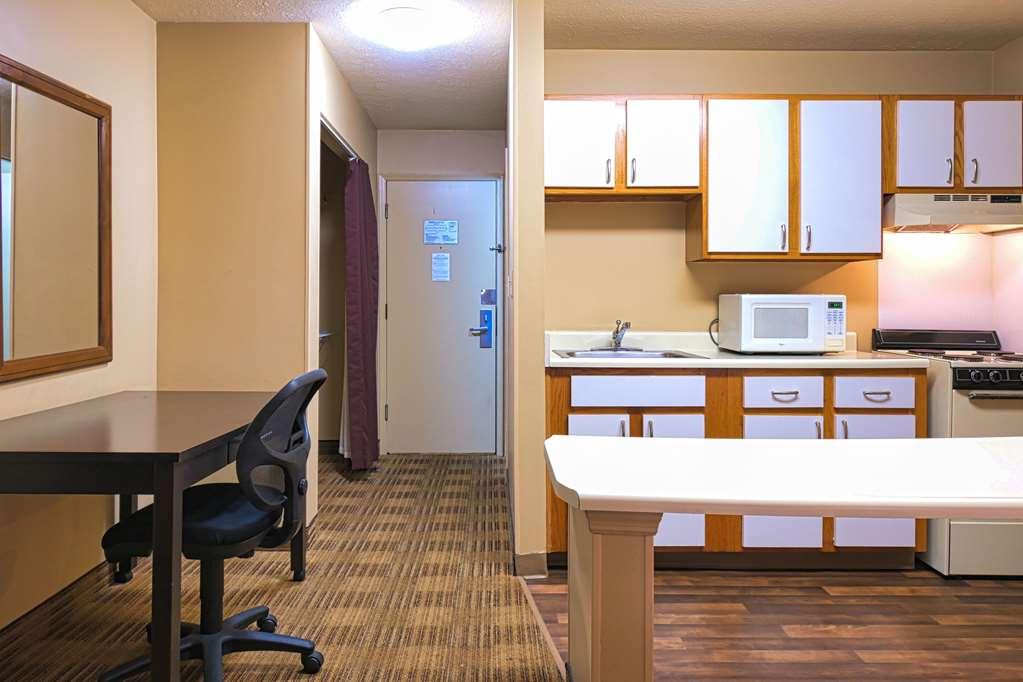 Suburban Studios Louisville East 部屋 写真