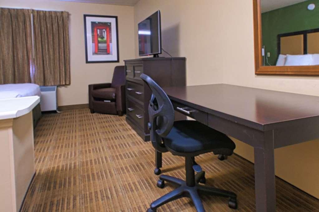 Suburban Studios Louisville East 部屋 写真