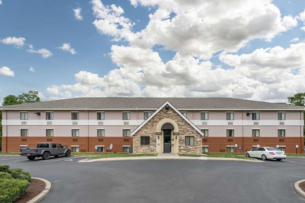 Suburban Studios Louisville East エクステリア 写真