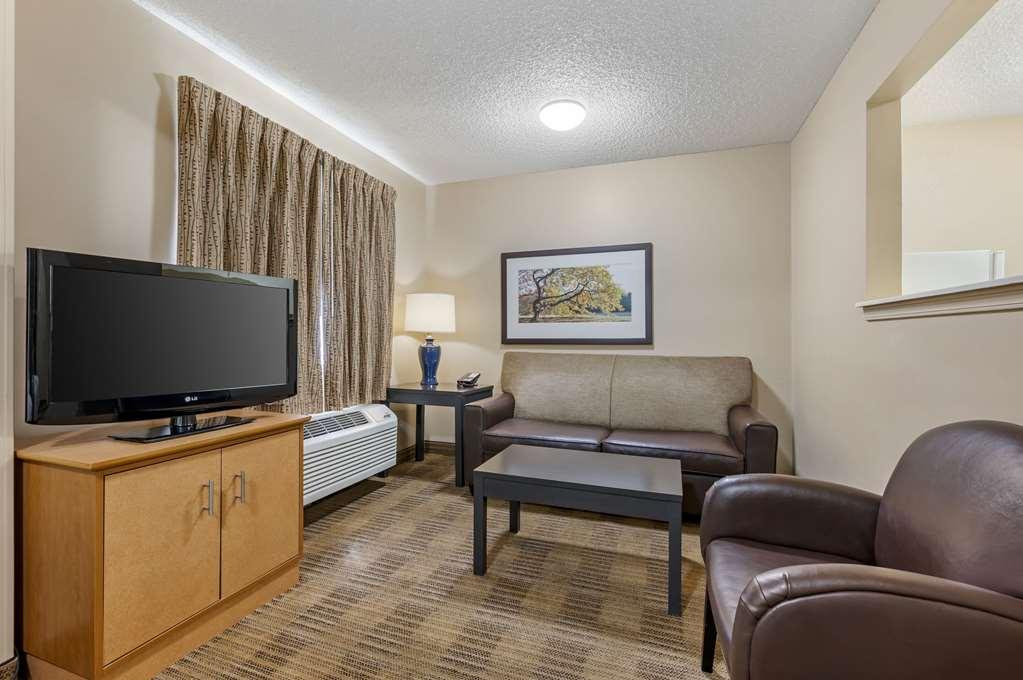 Suburban Studios Louisville East 部屋 写真